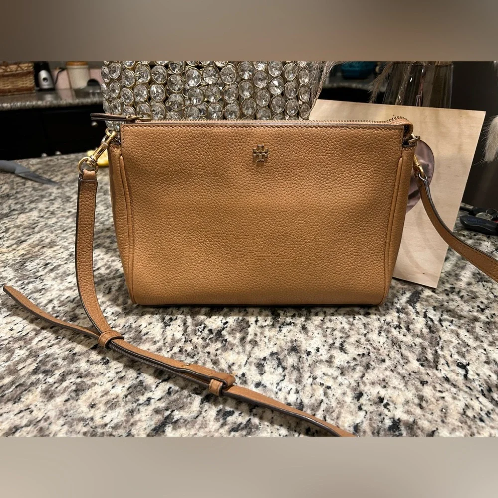 Tory Burch Blake Brown Crossbody Women's Bag - Picture 3 of 16